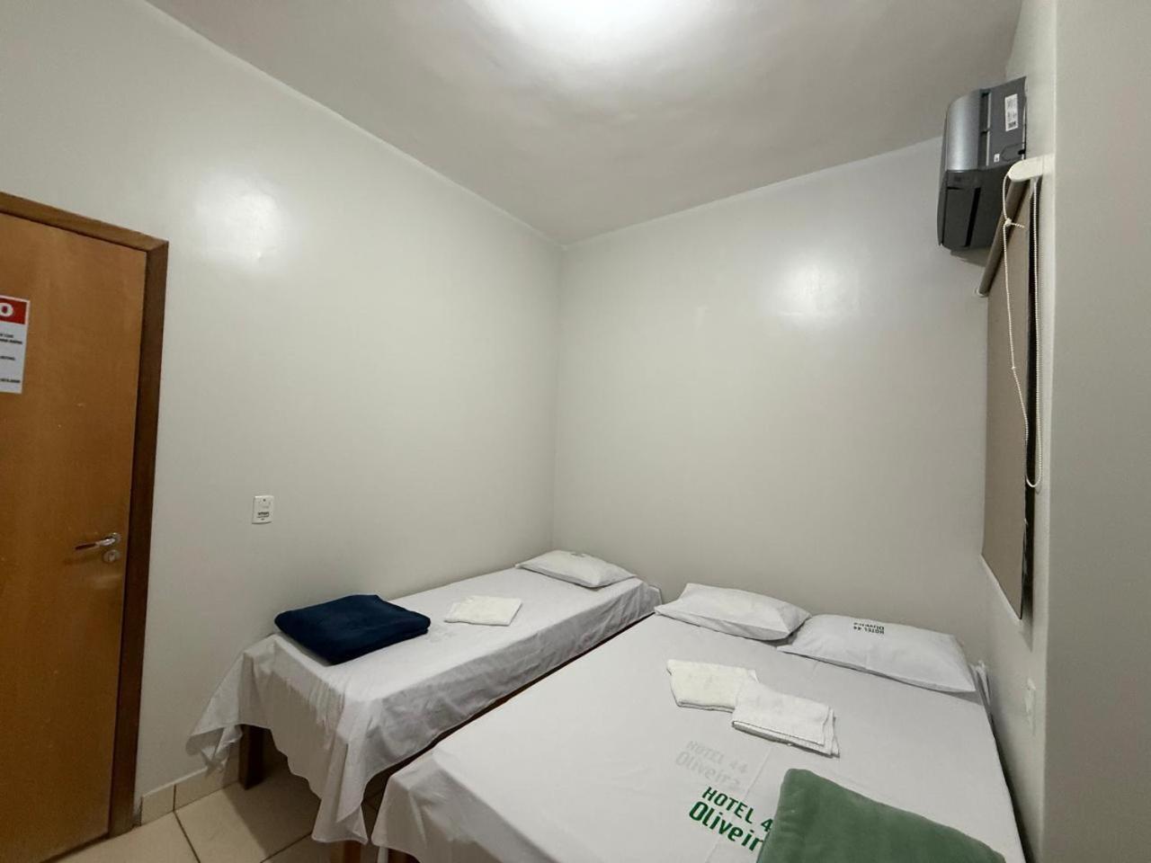 Hotel Oliveira 44 Goiânia Buitenkant foto